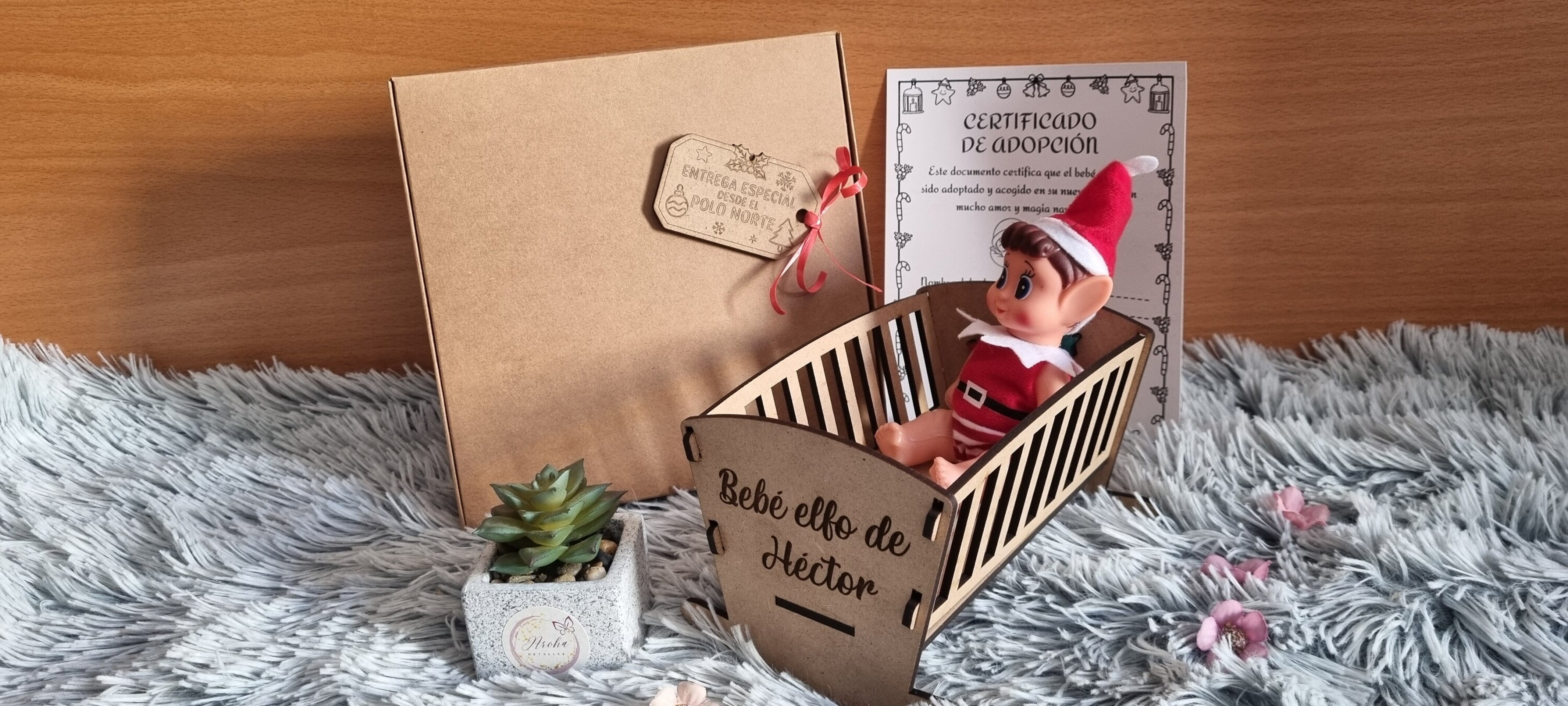 Pack Elfo o Elfa Bebé con cuna personalizada y certificado de adopción - 2