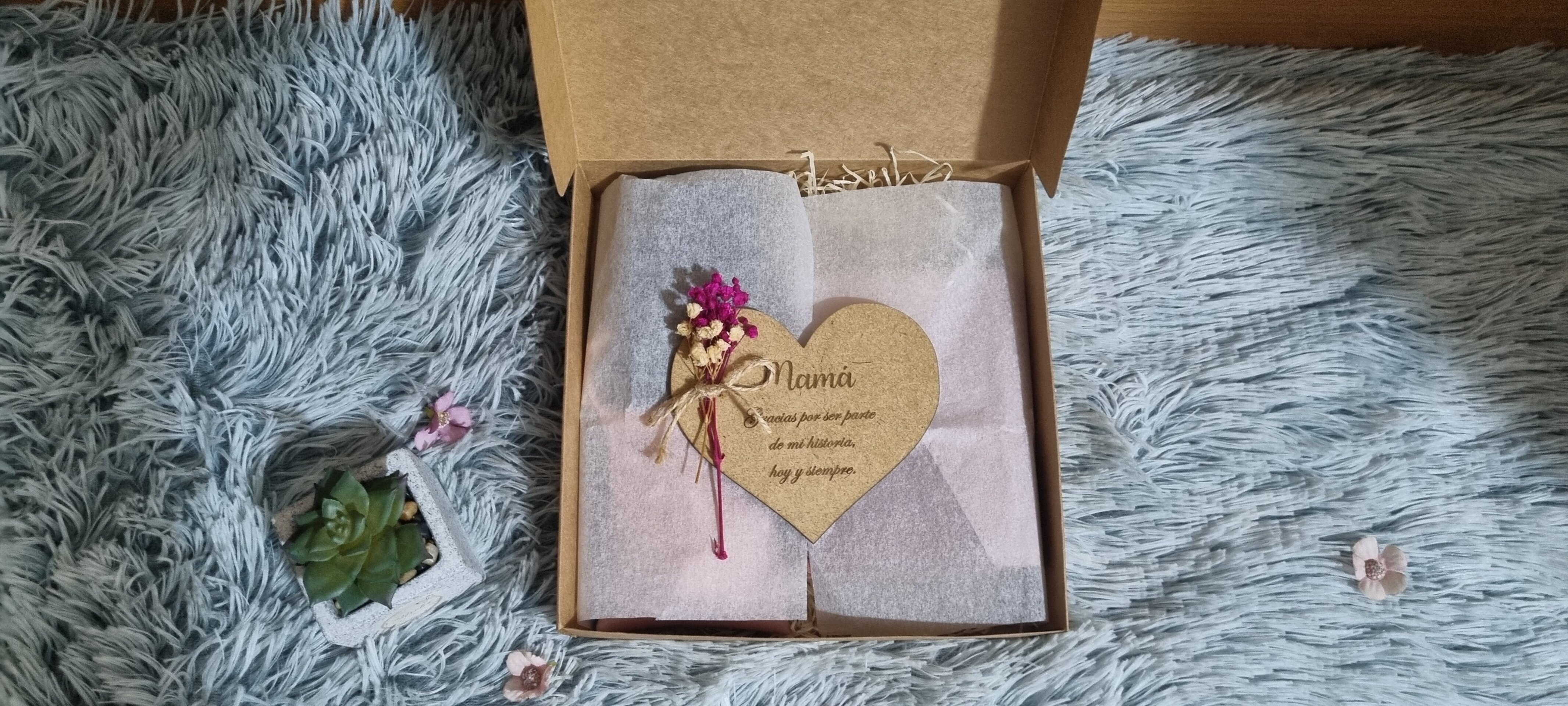Pack de regalo para mujer personalizado - 2