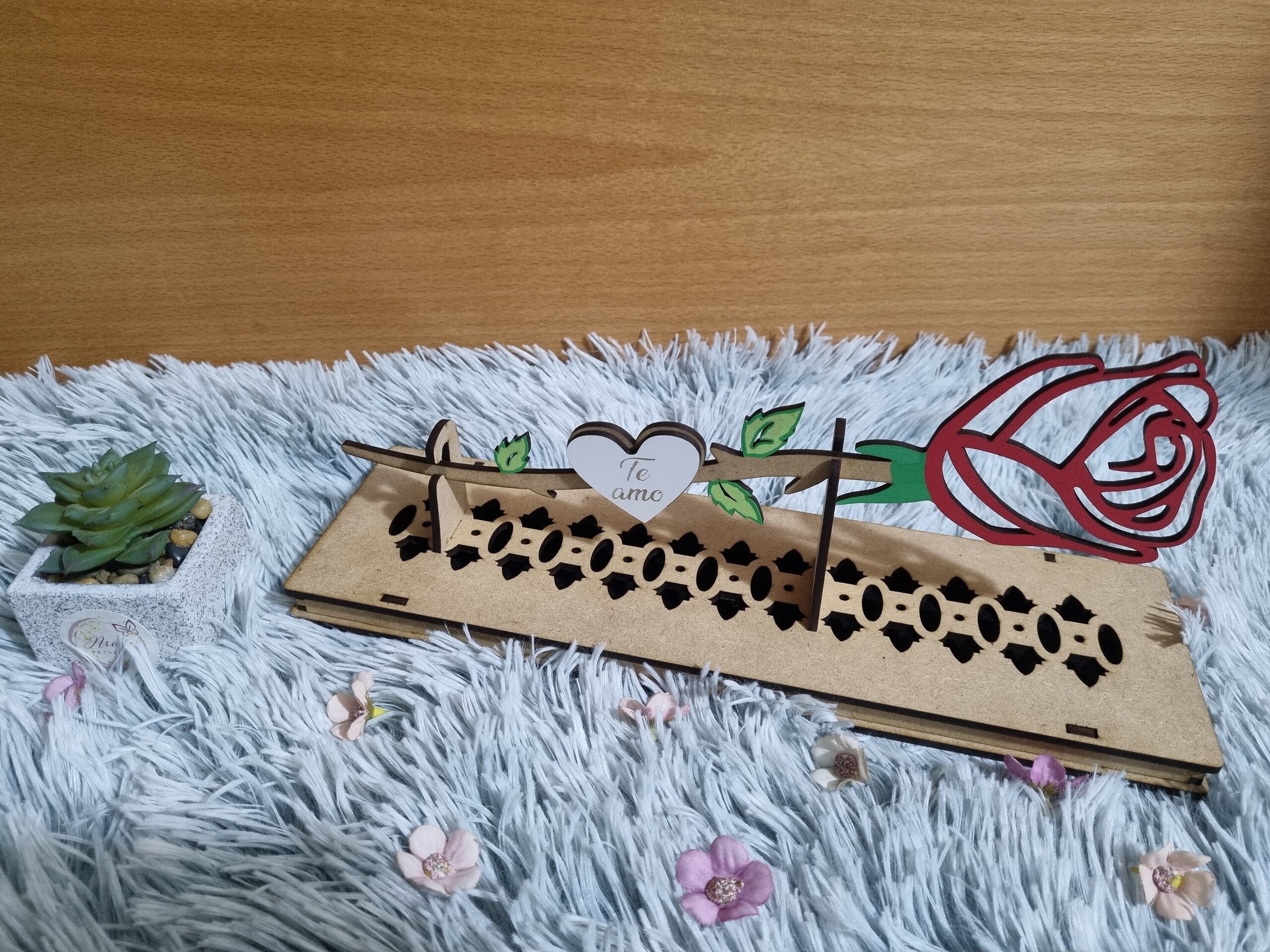 Rosa de madera con caja - 4